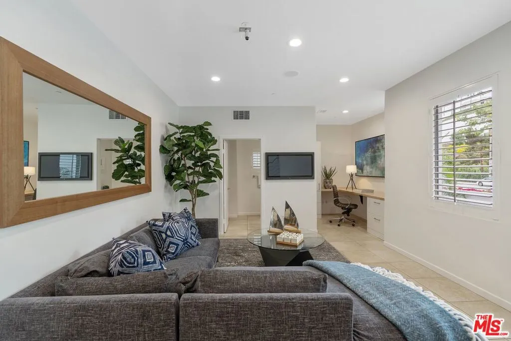 12923 Bluff Creek Drive, Los Angeles, California 90094 home-pic-19